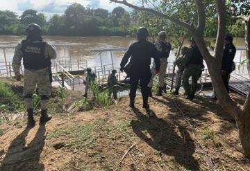 Hallan dos cuerpos muertos flotando en el agua