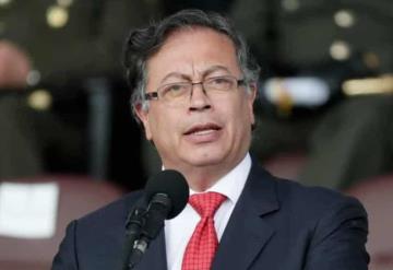 El presidente de Colombia anuncia aumento en el precio de la gasolina