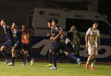 Leones Negros de la U de G rugió en el Estadio Olímpico de Villahermosa, al vencer 2-0 a Pumas Tabasco