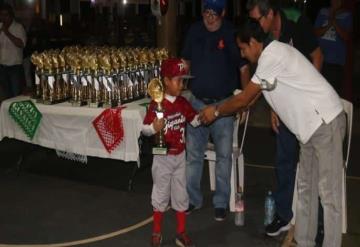 Realizan premiación de la Liga de Beisbol Infantil y Juvenil de Villahermosa