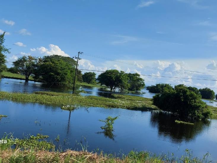 Río Usumacinta baja sus niveles de agua