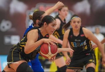 La basquetbolista tabasqueña Kimberly Taylor fue convocada a la preselección universitaria