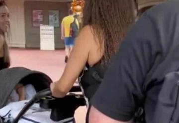 Encogí a los niños: mujer disfraza a su hija de bebé en Disney para no pagar