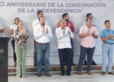 Recorren embajadoras de Jalapa la Ruta del Dulce