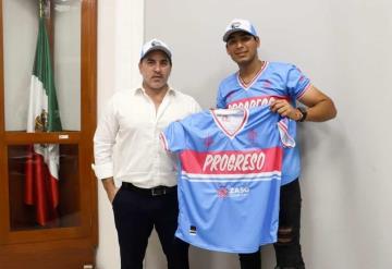 Tiburones de Progreso presentan uniforme oficial