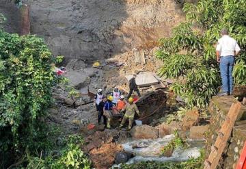 Mujer embarazada visita abuela y muere durante deslave en Chiapas