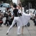 Bailarines danzan en calles de CDMX para democratizar el arte