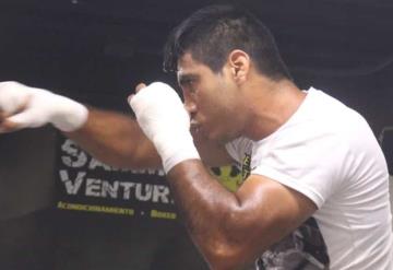 Optimista y mentalizado en que tiene las herramientas necesarias para sorprender al kazajo Bek Nurmaganbet el próximo 22 de octubre en la Ciudad de México, es como se encuentra el pugilista tabasqueño Luciano "Chano" Chaparro