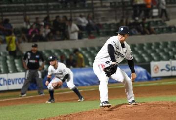 El pitcher tabasqueño Jesús Broca logró su primera victoria como abridor con Algodoneros de Guasave