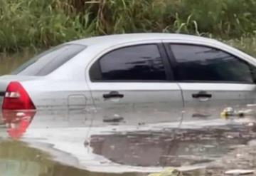 En una hora lluvias por huracán ´Lisa´ dejan estragos en Campeche