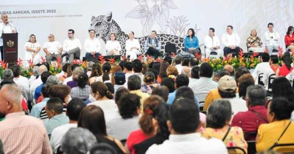 Inaugura gobernador Carlos Merino las "Culturas Amigas ISSSTE 2022"