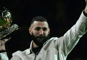 Karim Benzema sorprende y regresa al club que lo vio nacer