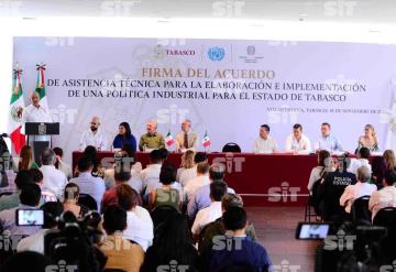 Realizan firma de convenio para la elaboración de una política industrial para el estado