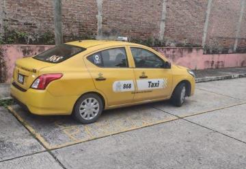 Encuentran muerto a taxista dentro de su unidad en Villa Las Fuentes