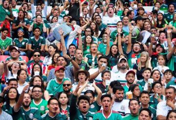 Aficionados que viven la intensidad del fútbol (II)