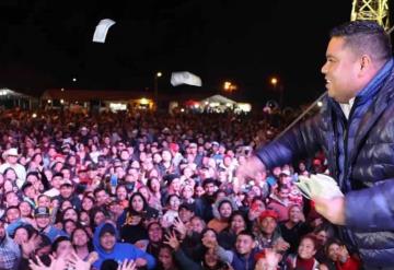 ‘Mayito Fest’: Celebra funcionario de Coahuila cumpleaños aventando dinero