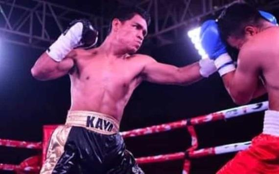 El peligroso boxeador chiapaneco Sergio “Kid” arrebatarle el título Nacional Gallo a Luis “Kiko” Guzmán