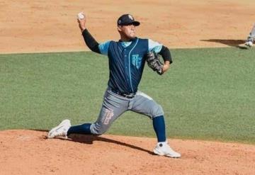 El pitcher tabasqueño "Yuyo" Marín inició su recuperación luego de una cirugía exitosa