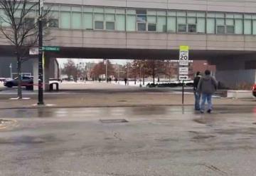 Registran tiroteo afuera de una escuela en Chicago