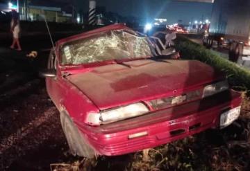 Volcadura de autos sobre la carretera federal Cárdenas a Villahermosa deja 2 muertos