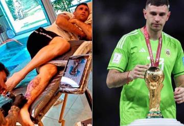 ´Dibu´ Martínez se hace tatuaje tras ganar Mundial de Qatar 2022