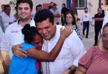 Entrega FONATUR casas a 20 familias por el Tren Maya