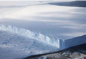 Un enorme iceberg del tamaño de Londres se desprende de la Antártida