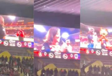 Aficionado del Atlas pide matrimonio en el Estadio Jalisco y es rechazado