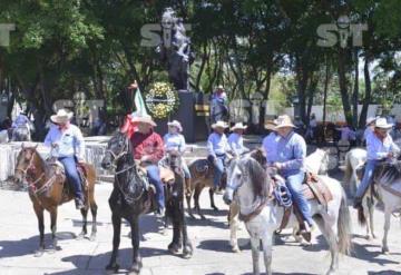 Ciudadanos tabasqueños, llevaron a cabo la 4ta. Gran Cabalgata en honor al coronel Gregorio Méndez Magaña