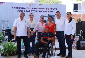 Ayuntamiento de Comalcalco apertura programa de apoyo con aparatos ortopédicos y pañales para adultos