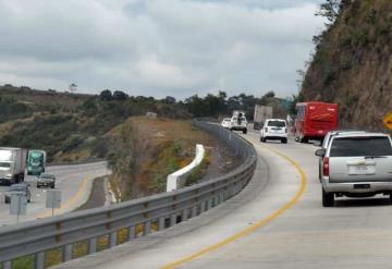 ¿De cuánto es la multa por orinar en carreteras federales?