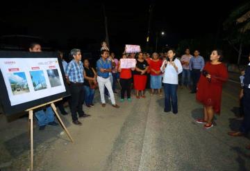 Entrega Yolanda Osuna nuevo alumbrado a vecinos de la colonia Sabina