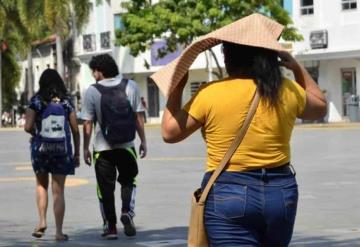 Dispara el calor daños a la salud en Tabasco