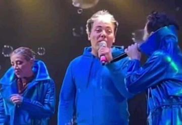 Cristian Castro se quitó la ropa durante concierto de Miranda