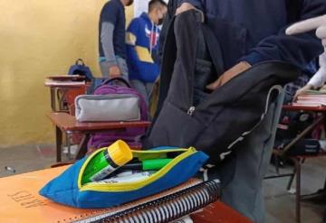 Exigen profesores operativo mochila