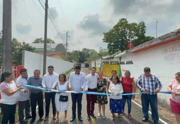 Entregan obra de rehabilitación en escuela de Cunduacán