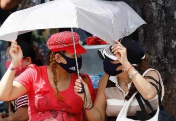 Lluvias fuertes y aisladas sobre el Golfo de México