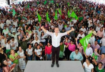 Espectacular asamblea informativa de Manuel Velasco en Palenque