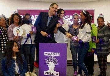 El Pasaporte Violeta brindará un nuevo mundo de posibilidades para las mujeres, dice Marcelo Ebrard