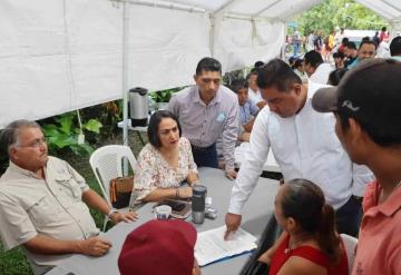 Llevan audiencia pública a la Ranchería Guayo primera sección, acercando servicios y productos a bajo costo