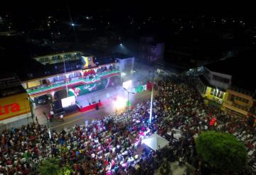 Conmemoran Grito de Independencia en Cunduacán