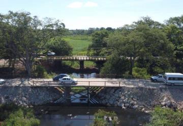 PEMEX inicia construcción de puente