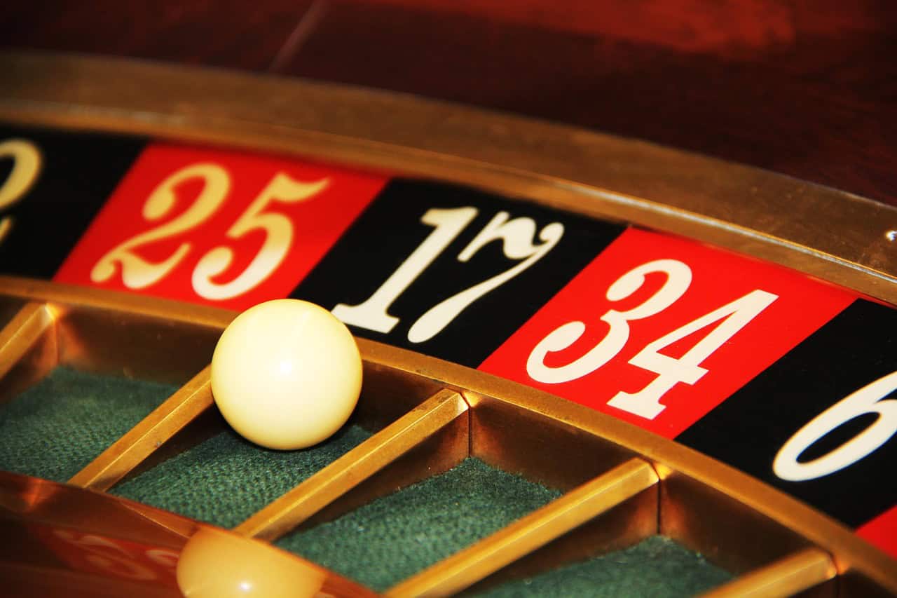 Antes de jugar a la ruleta, conoce estas 10 claves para ganar La ruleta, con su rueda gira