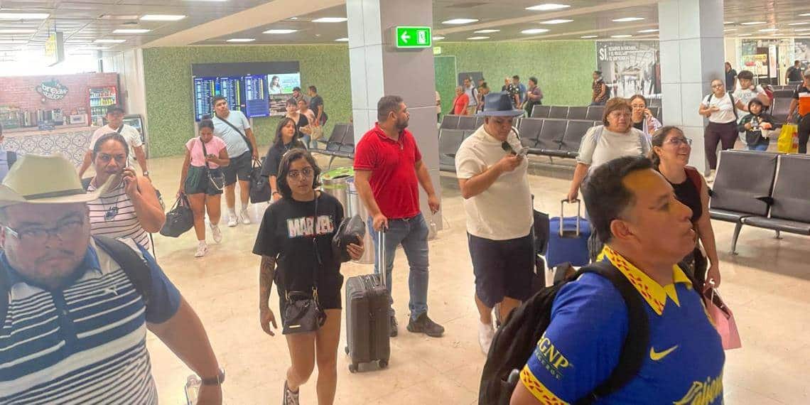 Se retrasa vuelo de Viva Aerobús seis horas