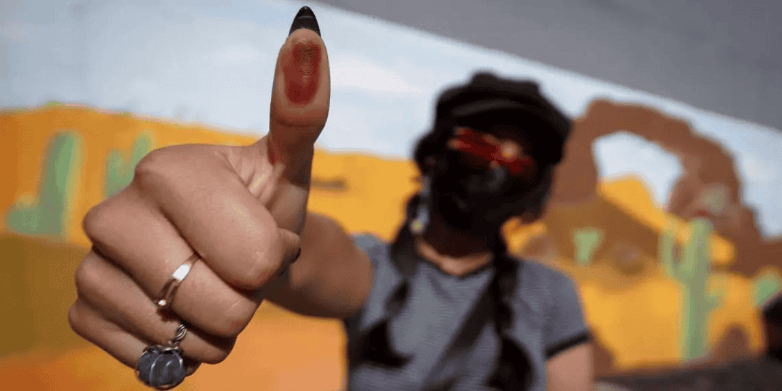 NO debes subir foto de tu INE o del dedo entintado después de votar