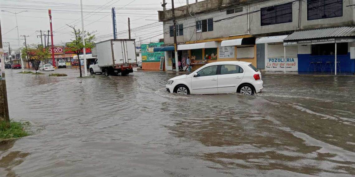 Temporal de lluvias en el sureste, oriente del país y en la Península de Yucatán