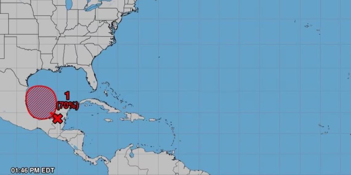 Aumenta probabilidad de formarse un ciclón tropical en el Golfo de México
