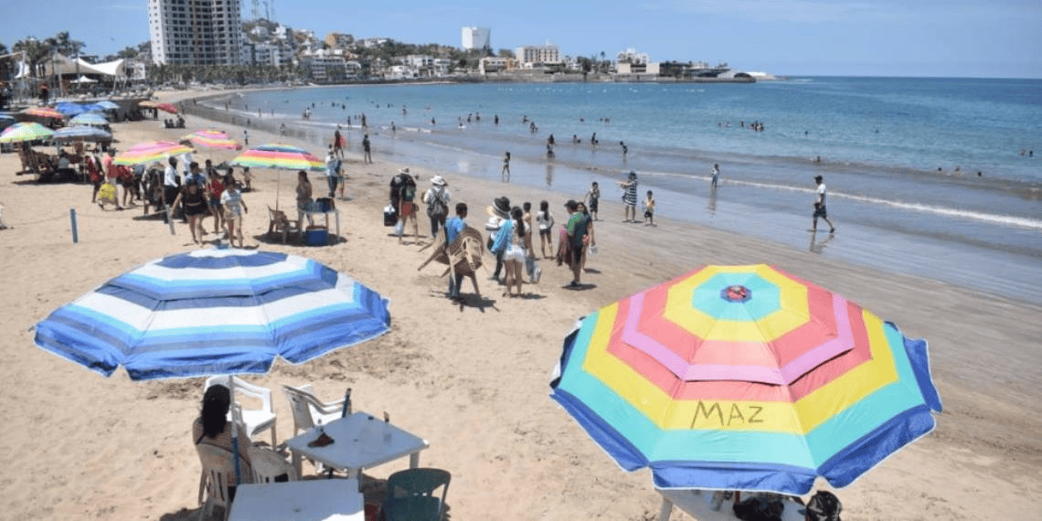 Por contaminación, en México 18 playas no son aptas para uso recreativo