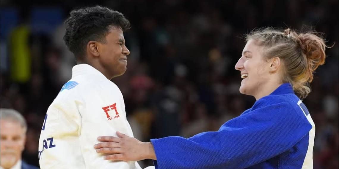 La mexicana Prisca Awiti hace historia y gana plata en judo en París 2024