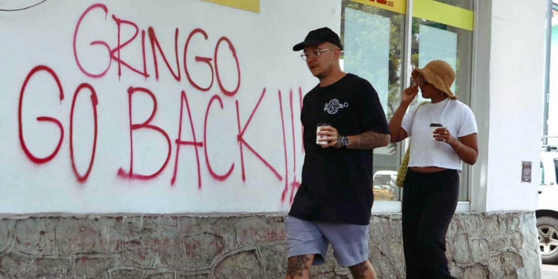 Gringo no es amigo: protesta contra la gentrificación en Oaxaca